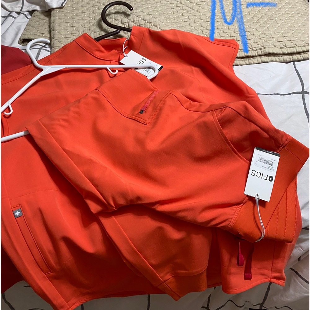 Orange medium/small figs set